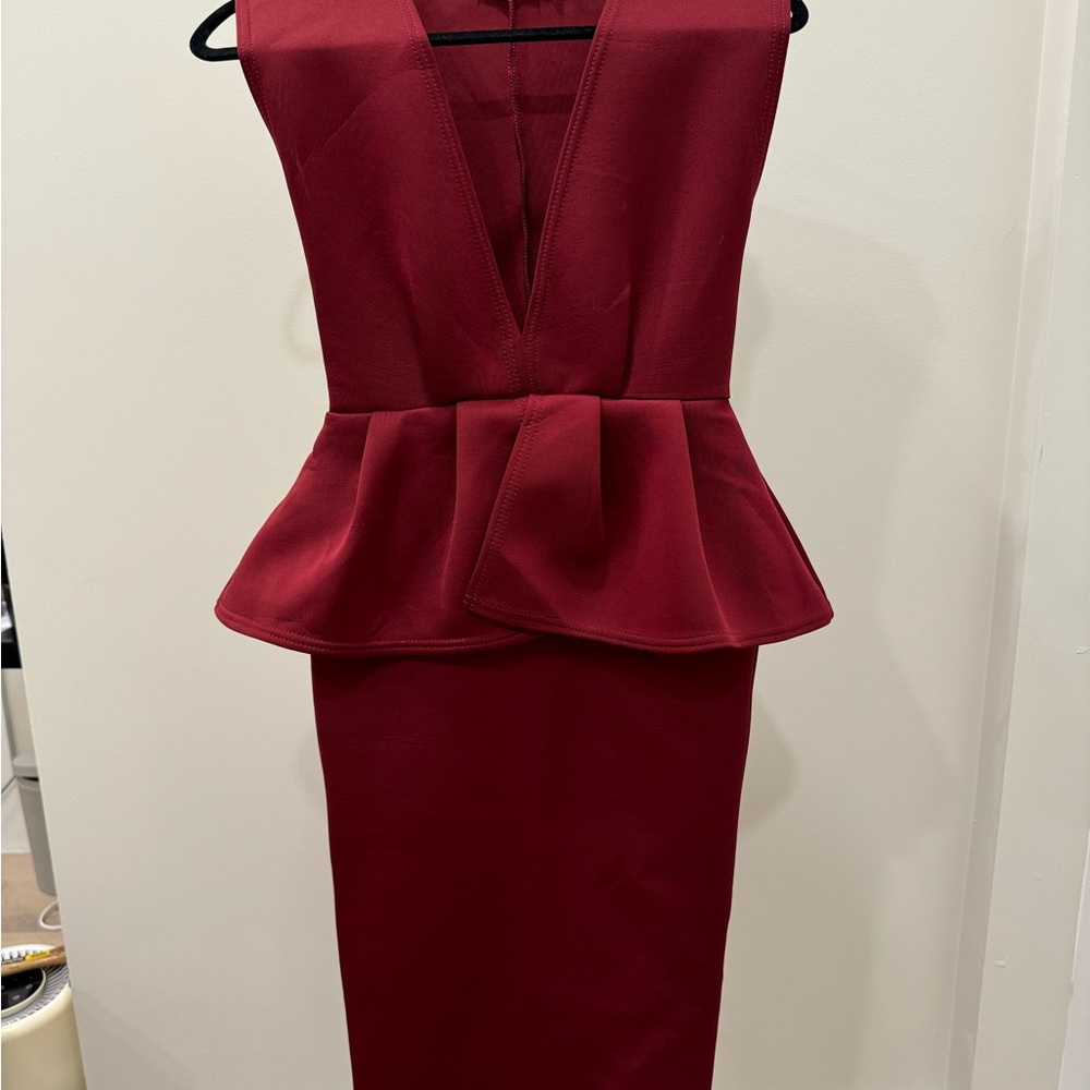 NWOT Red Sleeveless Dress with Plunge Neckline and Peplum for Cocktail